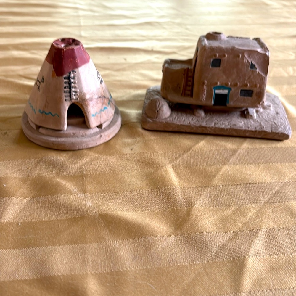 Vintage HandPainted Incienso De Santa Fe Clay Teepee& Casa Incense Holder Burner